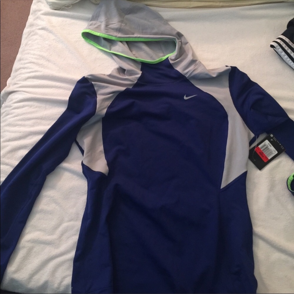 Brand new Nike shirt